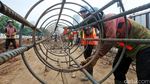 Begini Kesibukan Pekerja Proyek Underpass Mampang-Kuningan