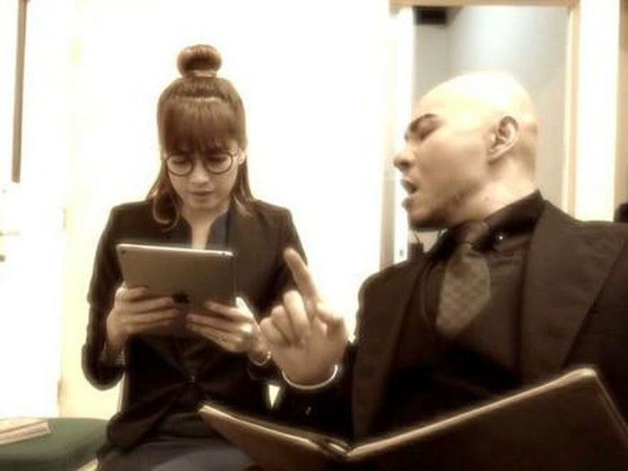 Lewat Video Survei Harga Otak Rp 1 M, Deddy Corbuzier Sindir Ayu Ting Ting?