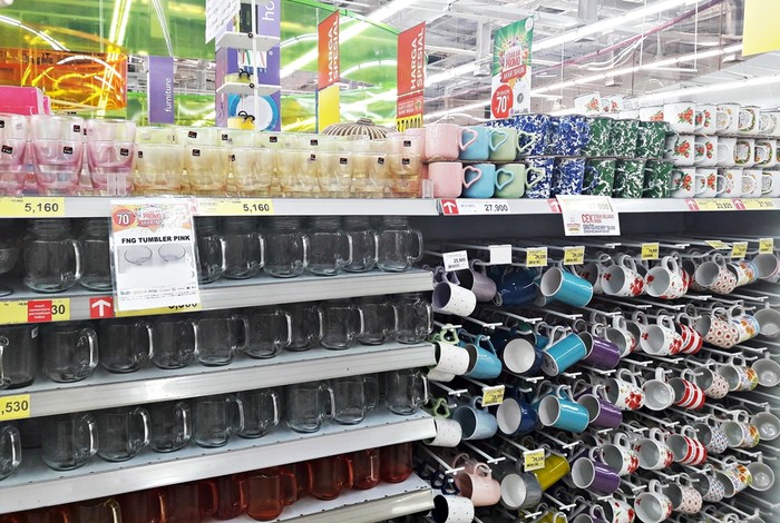 Minum dengan Mug ini di Transmart dan Carrefour