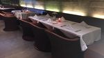 Mencicip Salmon Panggang Miso di Resto Bersuasana Romantis