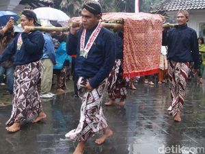 Keraton Yogyakarta Gelar Labuhan di Tiga Tempat