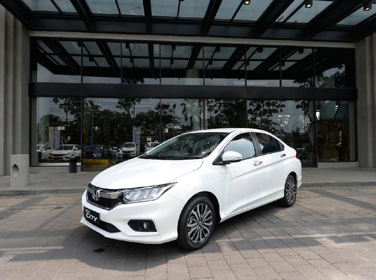 Maret 2017 Mazda dan Honda Pamer Model Baru