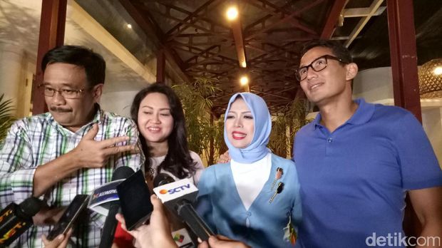 Sandiaga juga meminta maaf kepada Djarot apabila ada salah-salah kata selama kampanye Pilgub DKI Jakarta.