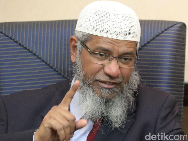 Polisi Malaysia Larang Ulama Zakir Naik Ceramah di Perlis Polisi Malaysia Larang Ulama Zakir Naik Ceramah di Perlis