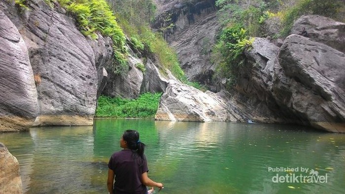 sanghyang heuleut