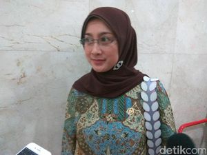 Selalu Happy Meski Single Mom, Ini Rahasia Desy Ratnasari