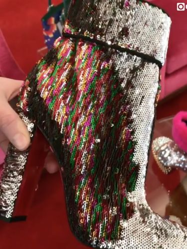 Segera Hadir: Boots Louboutin 'Berkulit' Unicorn