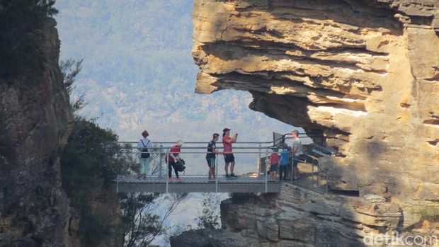 Kisah 3 Gadis Menjadi Batu di Australia