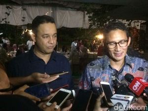 Anies Minta Ahok Selesaikan Program Bedah Rumah Warga Cilincing