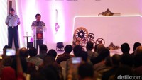 Menurut JK, industri otomotif merupakan barometer kemajuan ekonomi negara.