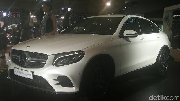 Mercedes-Benz GLC 300 Coupe AMG