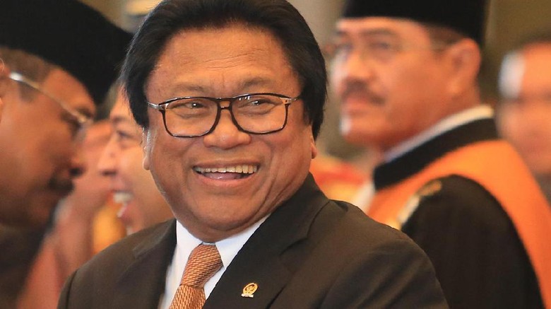 Disebut Banci oleh Ketua KPK, OSO: Bukan Urusan Dia Disebut Banci oleh Ketua KPK, OSO: Bukan Urusan Dia
