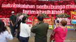 Sebagian Karangan Bunga Ahok Dipindah ke Monas