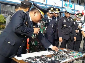 Rutan Surakarta Sita 24 Ponsel dan 43 Senjata Tajam