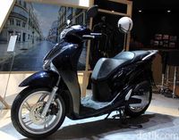 Kenalan dengan Skutik Premium Honda SH150i