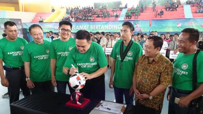 Berawal dari Ngopi, Kapolrestabes Surabaya Cup 2017 Tergelar