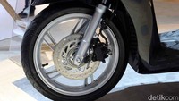 Fitur yang disematkan di Honda SH150i akan memberikan kepuasan tersendiri sesuai kebutuhan penggemar skutik di perkotaan Indonesia dan sekaligus merepresentasikan gaya hidup kelas atas.