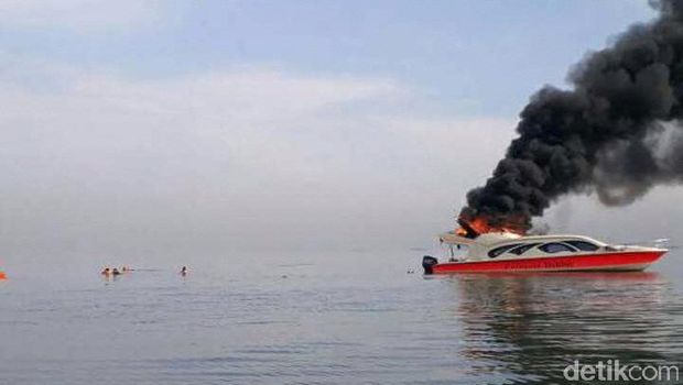 Ini Penampakan Kapal Angkut WNA yang Ludes Terbakar di Pulau Seribu