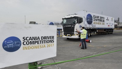 Sosialisasi dan Edukasi di Scania Driver Competitions