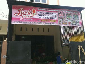 Pedagang Terima Pesanan Bunga Setelah Ahok Kalah Quick Count