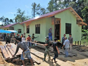 Proyek Pemekaran, TNI Bangun 17 Rumah di Kalimantan Timur