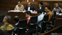 Olly menyebut proyek e-KTP tak pernah dibahas di Badan Anggaran DPR (Banggar). Banggar hanya bertugas mengesahkan anggaran yang diajukan pemerintah.
