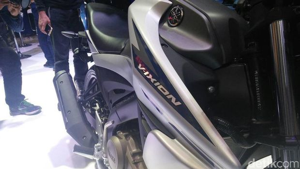 Yamaha Rilis 2 Model V-Ixion, Standar dan V-Ixion R