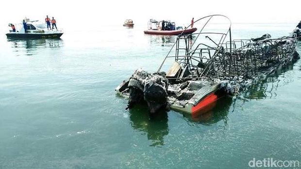 Ini Penampakan Kapal Angkut WNA yang Ludes Terbakar di Pulau Seribu