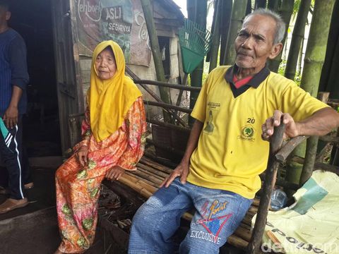 Kakek Siare dan Nenek Rini