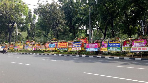 PSI Tepis Ada Mobilisasi Karangan Bunga untuk Ahok ke Balai Kota