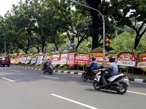 Pemprov: Ada 2.700 Karangan Bunga untuk Ahok-Djarot di Balai Kota