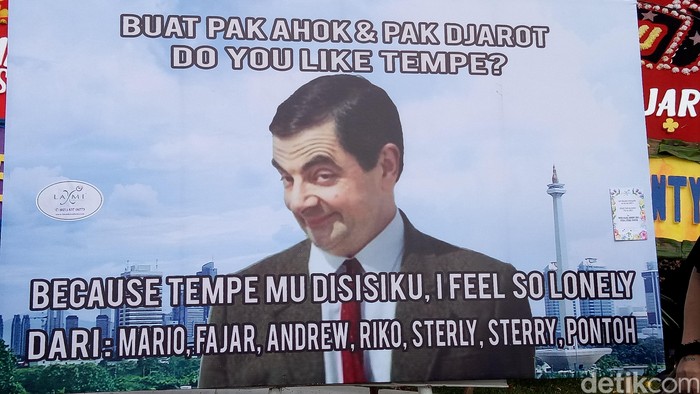 Mr Bean dan Leonardo DiCaprio di Karangan Bunga untuk Ahok