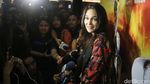Luna Maya Tak Sendiri di Premiere Film Reino Barack