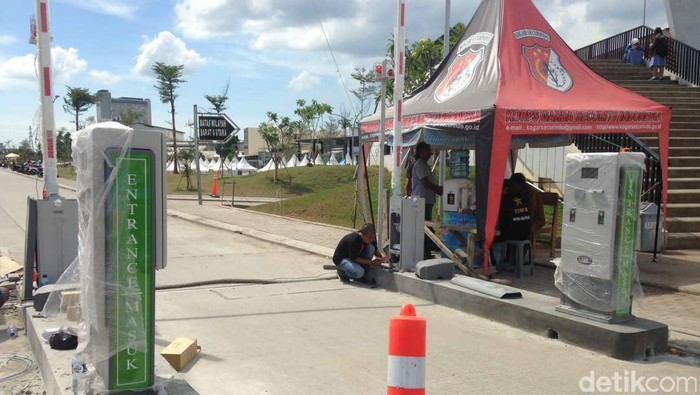 Dishub DKI Uji Coba Gerbang Parkir Kalijodo Besok