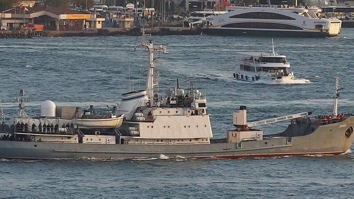 Kapal Mata-Mata Rusia Tenggelam di Lepas Pantai Turki