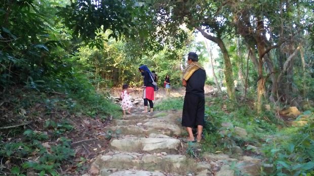 Treking di Pantai Pancuran