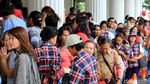 Antusiasme Warga Masih Membludak di Balai Kota