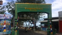 Untuk penginapannya, traveler bisa memilih Tanjung Setia Resort. Penginapan ini layak dicoba, dan harganya cukup murah lho traveler  (Monica/detikTravel)