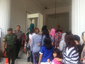 Pemprov Terapkan Aturan Baru bagi Warga yang Mau Temui Ahok