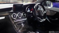 Mercedes-AMG C43 4MATIC Coupe anyar disematkan mesin V6 twin-turbo 3.0 liter, dengan tenaga 367 daya kuda. Mesin itu digabungkan dengan transmisi otomatis 9G-TRONIC, serta roda kemudi all-wheel AMG performance 4MATIC.