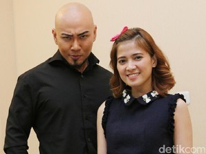 Deddy Corbuzier Posting Video soal Artis Alay, Sindir Chika Jessica?