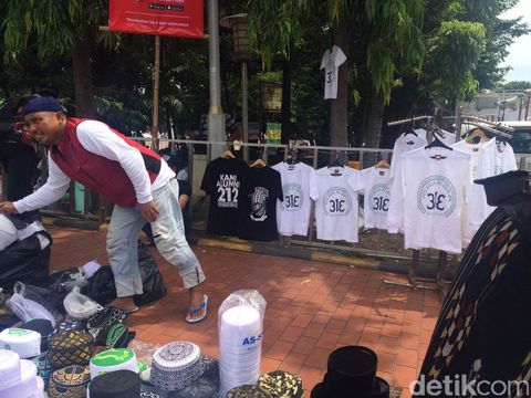 Mereka yang Berusaha Meraup Untung dari Massa GNPF MUI di Istiqlal