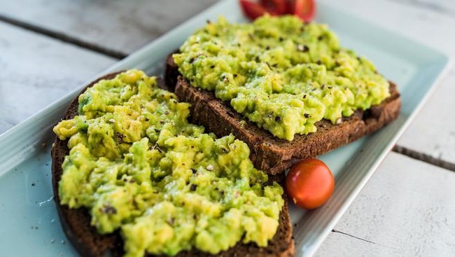 5 Menu Sarapan Tinggi Protein yang Bikin Kamu Semangat Seharian