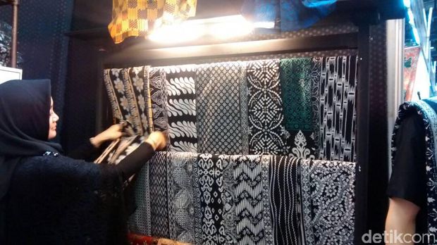 Kain batik Pekalongan-Antero Batik