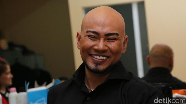 Ini Fakta Deddy Corbuzier, Sang Polisi Media Sosial