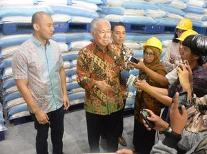Cek Gudang Distributor dan Pabrik Gula, Mendag: Stok Masih Banyak