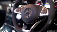 Mobil ini mewujudkan filosopi gaya yang mewakili kemewahan kontemporer.