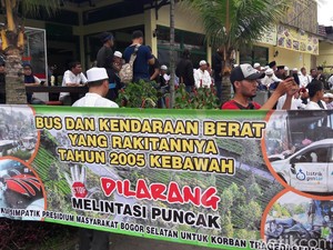 Suara Warga dan Ulama soal Kemacetan dan Sistem Satu Arah di Puncak