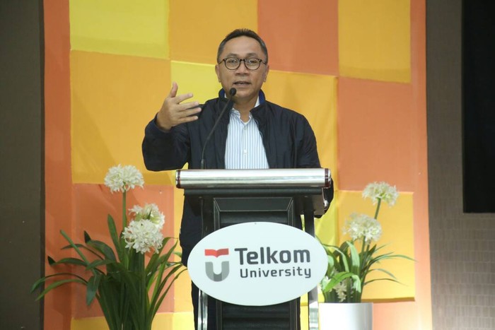 Ketua MPR pada Anies-Sandi: Bekerja untuk yang Memilih dan Tidak