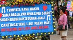 Wisata Karangan Bunga di Balai Kota